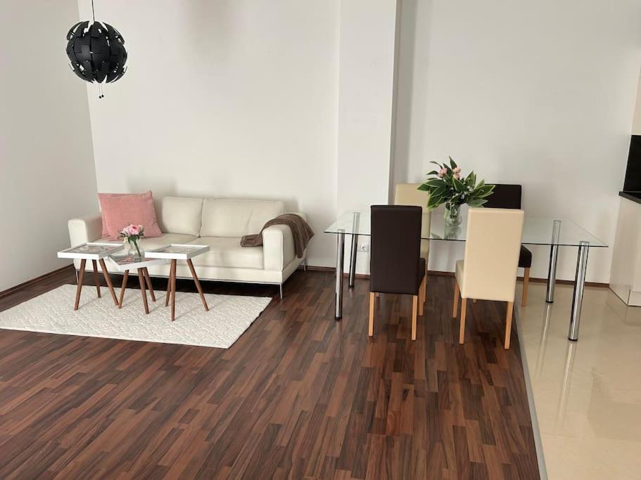 Apartment Merkur Відень Екстер'єр фото